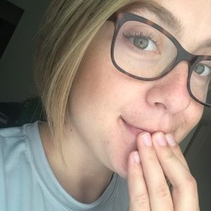 Meet your Posher, Kelsey